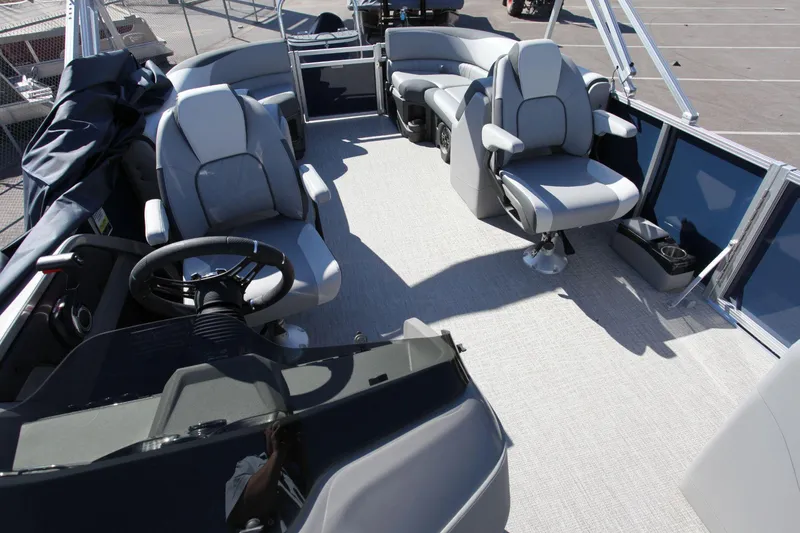 Slide: The Image of Avalon LSZ 2385 - QL 2025 - 6