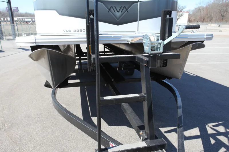 Slide: The Image of Avalon 2380 QL 2025 - 4