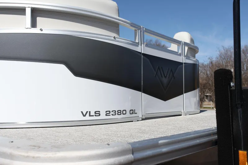 Slide: The Image of Avalon 2380 QL 2025 - 5