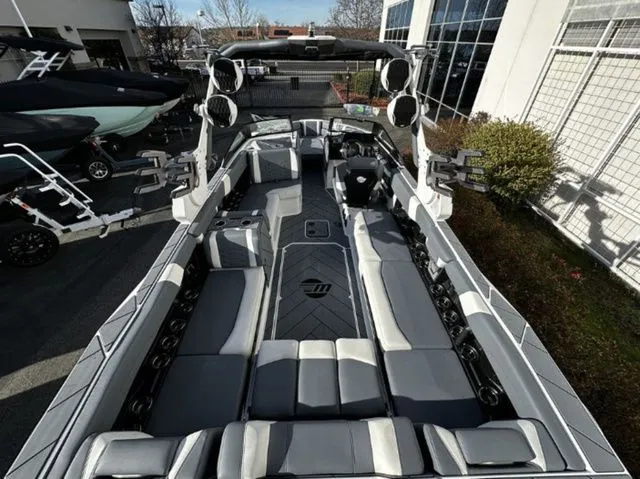 Slide: The Image of Malibu 26 LSV 2025 - 8