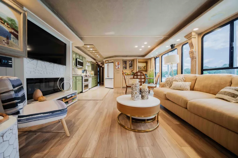 Slide: The Image of Sumerset Houseboat 1998 - 68