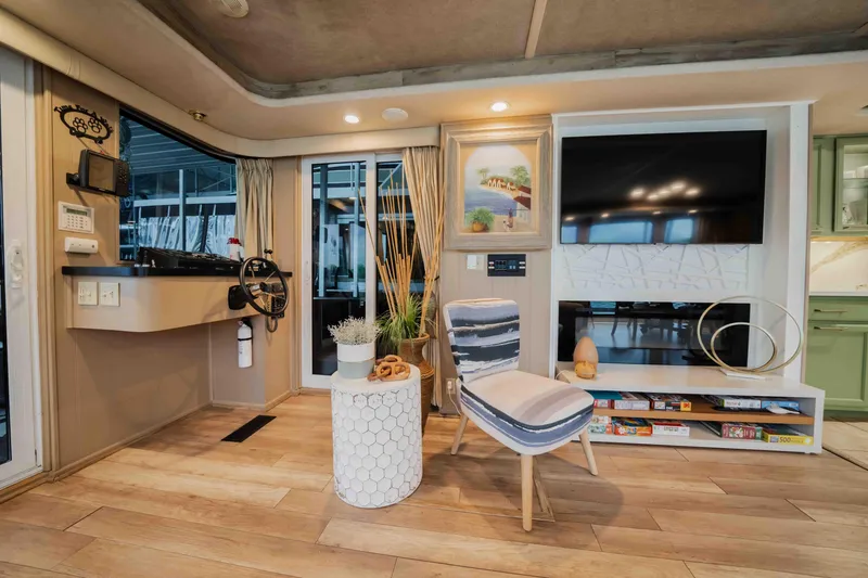 Slide: The Image of Sumerset Houseboat 1998 - 69