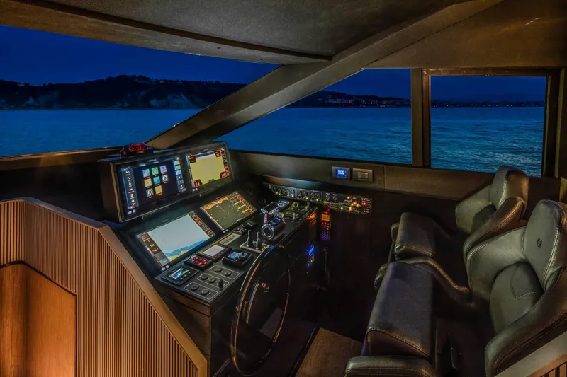 Slide: The Image of Ferretti Yachts 720 2026 - 29