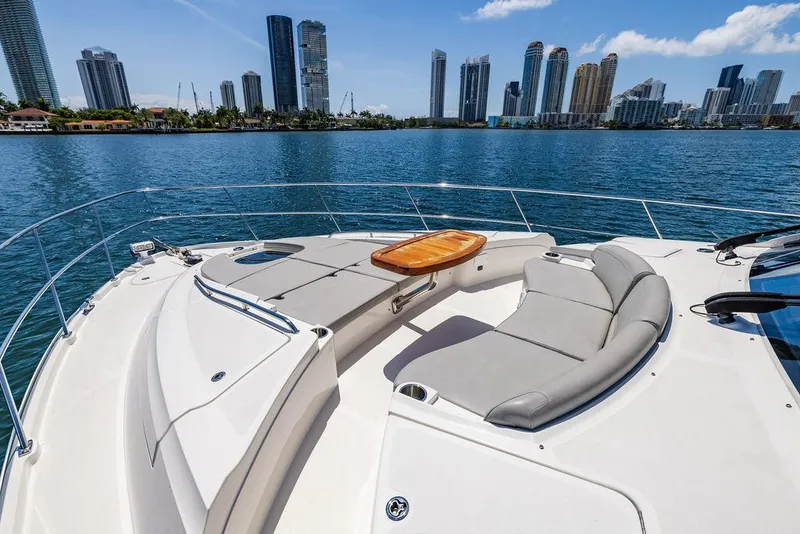 Slide: The Image of Luxury Sea Ray L650 Fly yacht deck with city skyline view, 2016 model. - 42