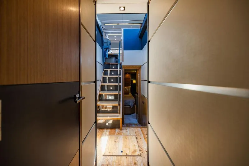 Slide: The Image of Sea Ray L650 Fly 2016 - 62