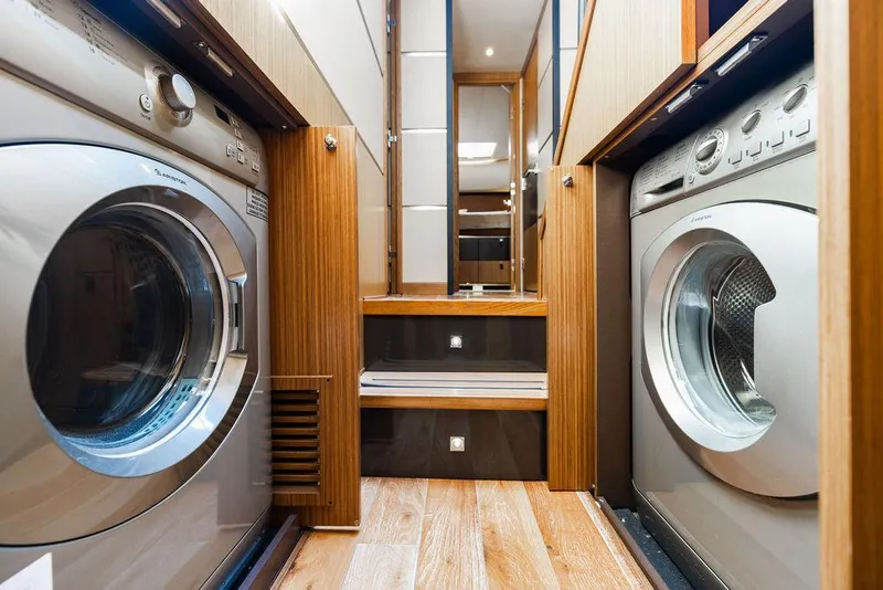 Slide: The Image of Sea Ray L650 Fly 2016 - 69