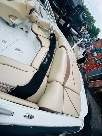 Slide: The Image of Crownline Boats 216 LS 2004 - 4