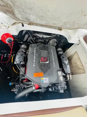 Slide: The Image of Crownline Boats 216 LS 2004 - 7