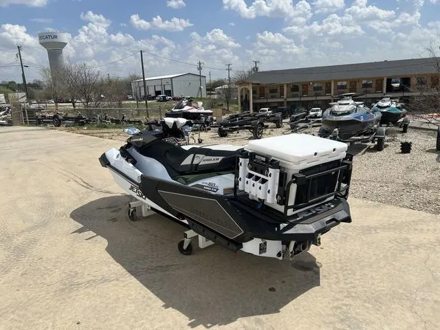 Slide: The Image of Kawasaki Ultra® 160LX-S Angler 2025 - 25