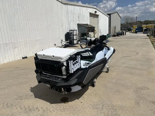 Slide: The Image of Kawasaki Ultra® 160LX-S Angler 2025 - 27