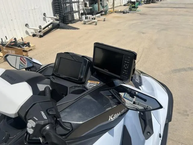 Slide: The Image of Kawasaki Ultra® 160LX-S Angler 2025 - 28