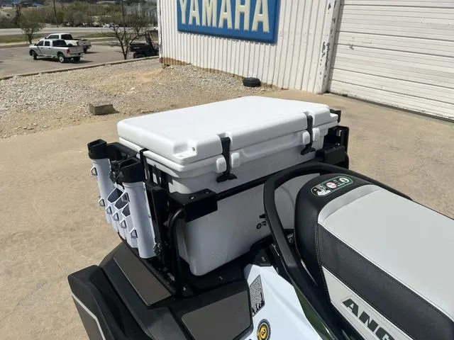 Slide: The Image of Kawasaki Ultra® 160LX-S Angler 2025 - 30