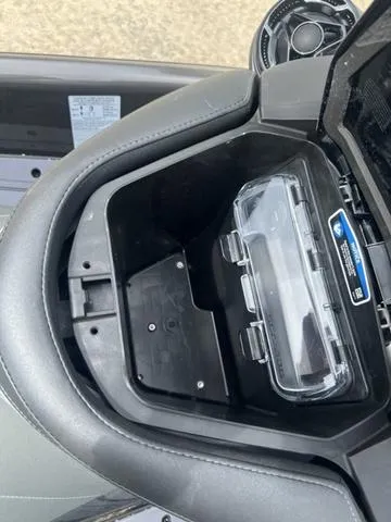 Slide: The Image of Sea-Doo GTR 2025 - 13