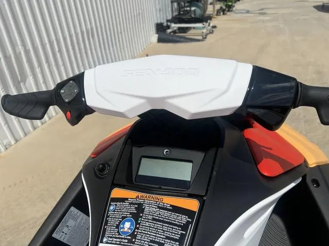 Slide: The Image of Sea-Doo Spark for 3 2025 - 9