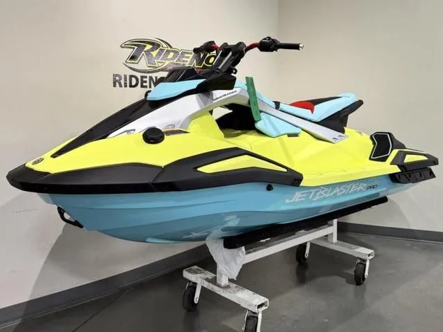 Slide: The Image of Yamaha JetBlaster PRO 3-Up 2025 - 4