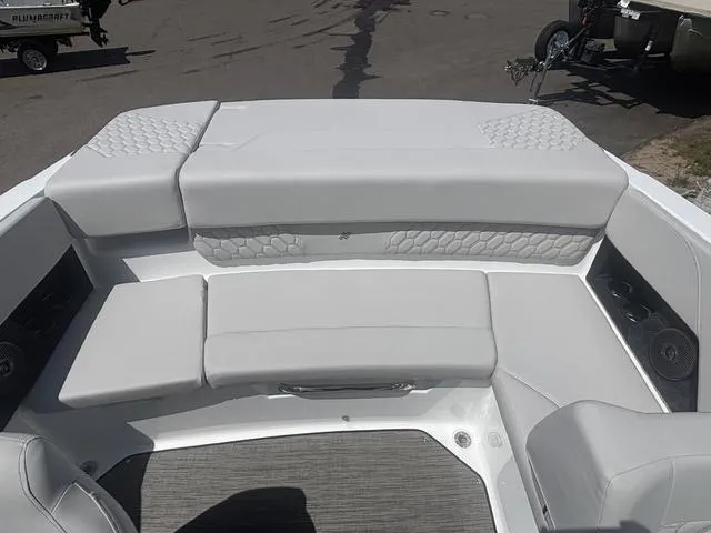 Slide: The Image of Four Winns H1 2025 - 11