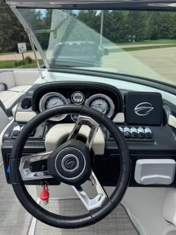 Slide: The Image of Crownline Boats E 235 2020 - 9