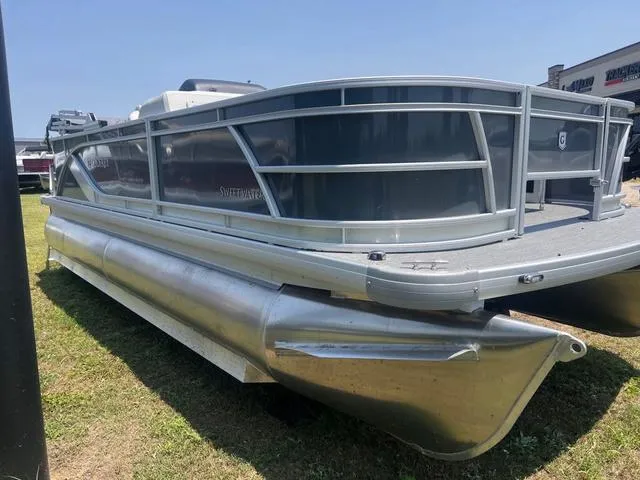 Slide: The Image of Godfrey SWEETWATER 2086 SBX W/140HP 2025 - 3