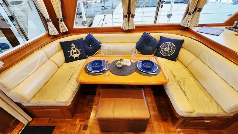 Slide: The Image of Ocean Alexander 511 Classico 2000 - 12