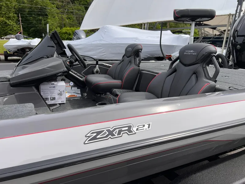 Slide: The Image of Skeeter ZXR21 2025 - 11