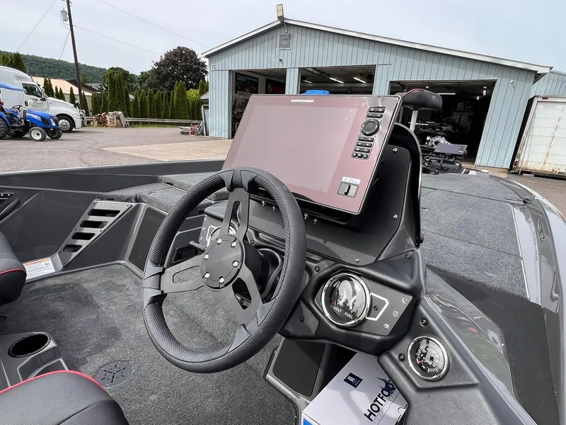 Slide: The Image of Skeeter ZXR21 2025 - 16