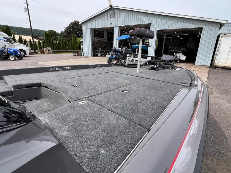 Slide: The Image of Skeeter ZXR21 2025 - 25