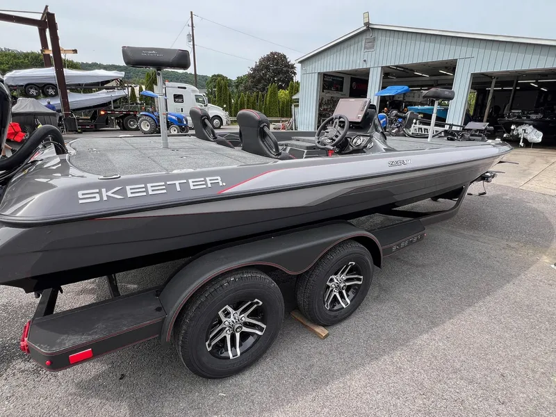 Slide: The Image of Skeeter ZXR21 2025 - 26