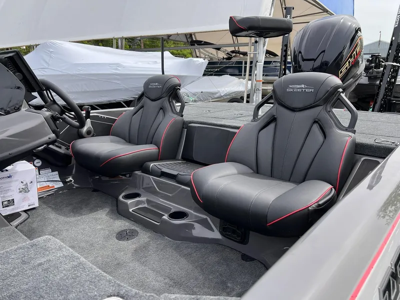 Slide: The Image of Skeeter ZXR21 2025 - 27