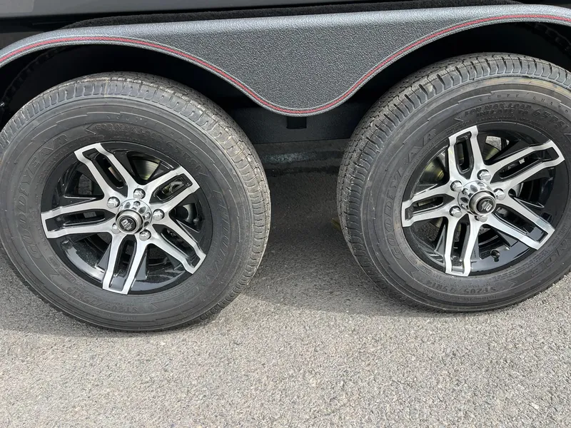 Slide: The Image of Skeeter ZXR21 2025 - 3