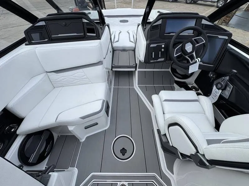 Slide: The Image of Supra SE 575 2025 - 20