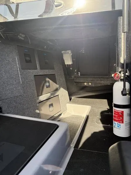 Slide: The Image of Supra SL 450 2025 - 14