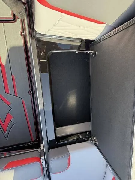 Slide: The Image of Supra SL 450 2025 - 21