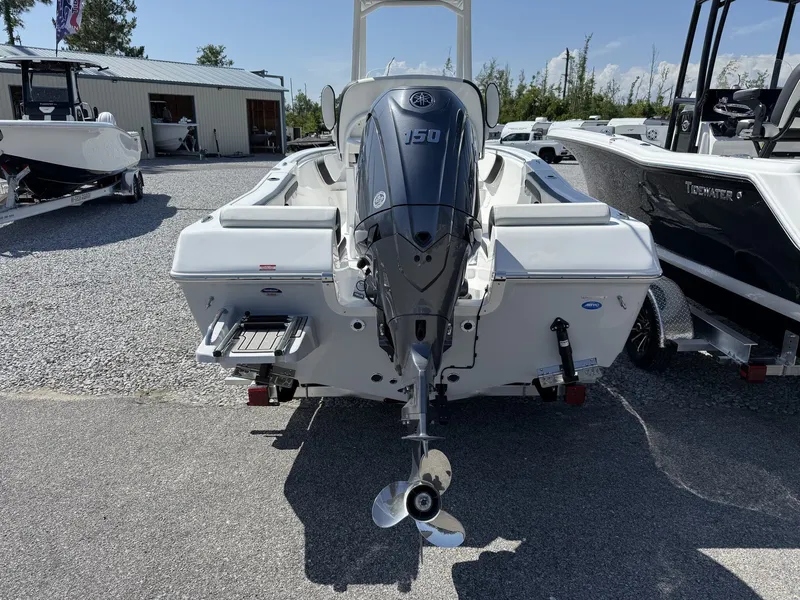 Slide: The Image of Tidewater 198 CC Adventure 2025 - 8