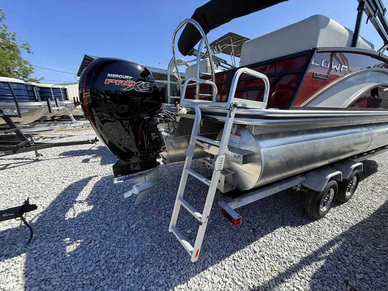 Slide: The Image of Lowe Ss 230 2025 - 7