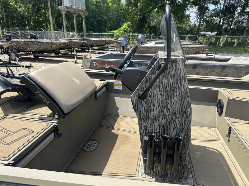 Slide: The Image of Thor LAKE HAMMER 1900 CC 2025 - 8