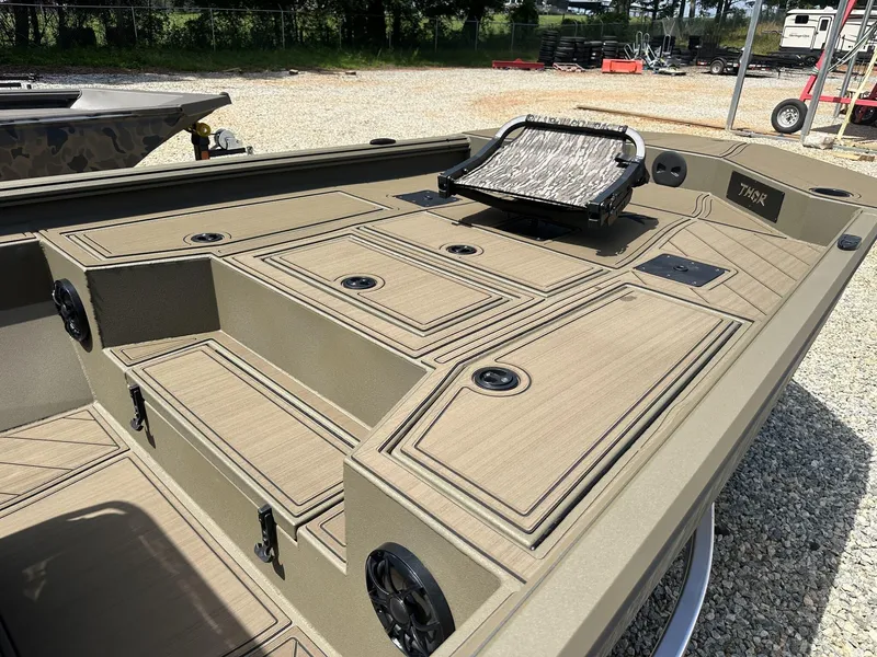 Slide: The Image of Thor LAKE HAMMER 1900 CC 2025 - 3