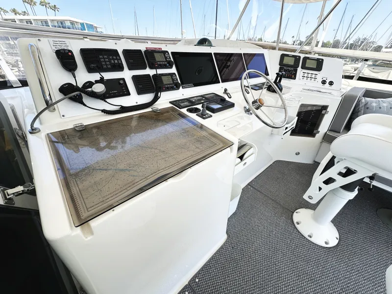 Slide: The Image of Mikelson 61 Sportfisher 2000 - 57