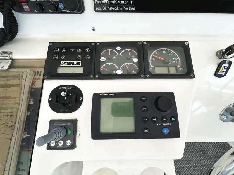 Slide: The Image of Mikelson 61 Sportfisher 2000 - 60