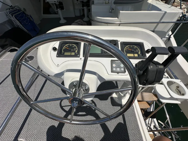 Slide: The Image of Mikelson 61 Sportfisher 2000 - 64