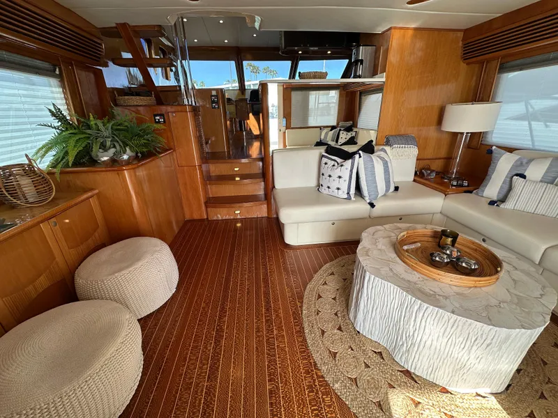 Slide: The Image of Luxurious interior of a 2000 Mikelson 61 Sportfisher yacht with elegant furnishings. - 8
