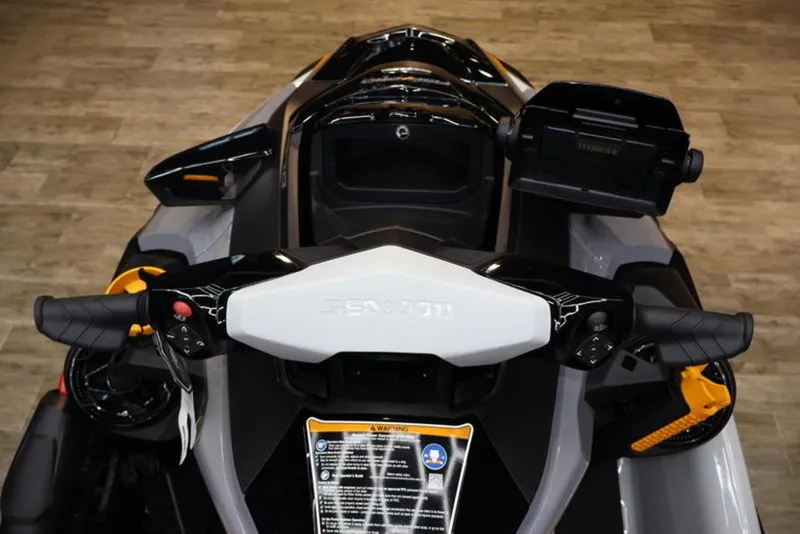 Slide: The Image of Sea-Doo FishPro Trophy 170 2025 - 6