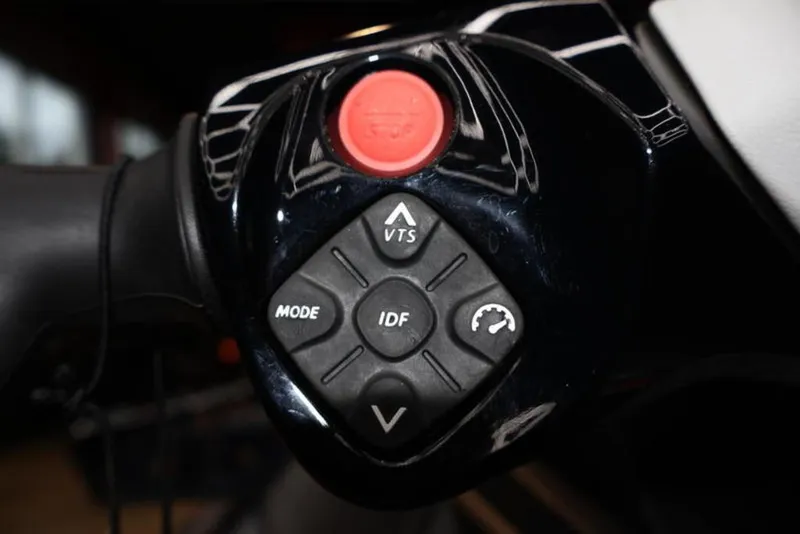 Slide: The Image of Sea-Doo FishPro Trophy 170 2025 - 7