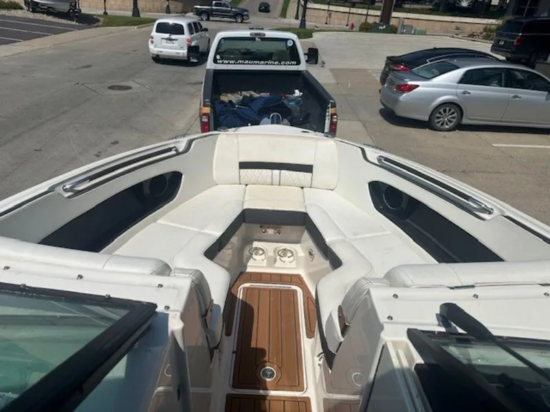 Slide: The Image of Sea Ray SLX 280 2018 - 13