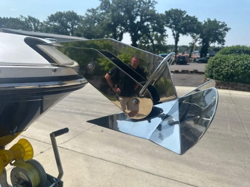 Slide: The Image of Sea Ray SLX 280 2018 - 8