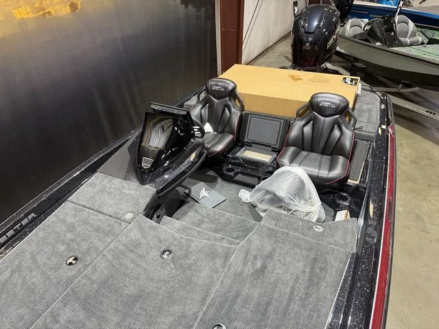 Slide: The Image of Skeeter ZXR21 2025 - 11