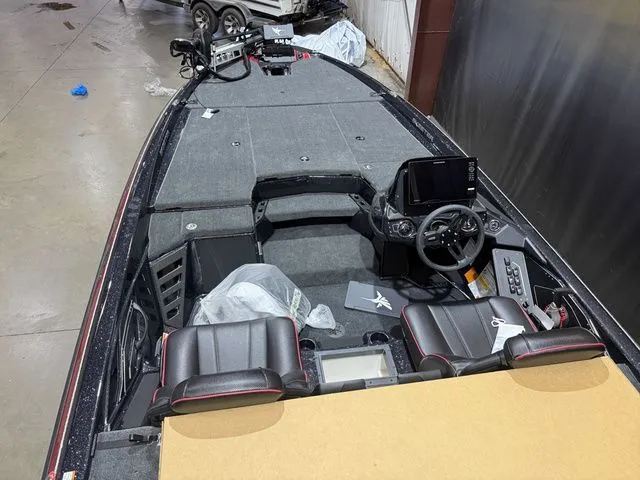 Slide: The Image of Skeeter ZXR21 2025 - 6