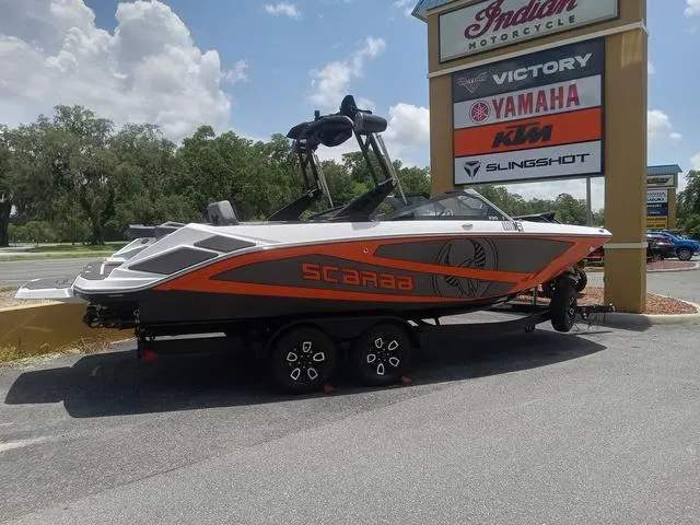 Slide: The Image of Scarab 235 LX Wake 2025 - 10