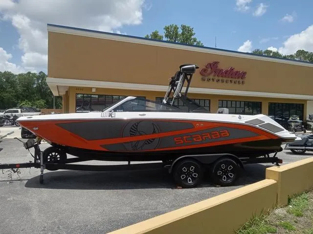 Slide: The Image of Scarab 235 LX Wake 2025 - 18