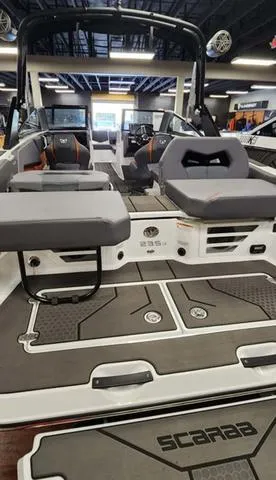 Slide: The Image of Scarab 235 LX Wake 2025 - 5