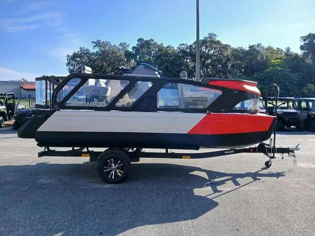 Slide: The Image of Sea-Doo Switch™ 16 - 130 Hp Painted 2025 - 12